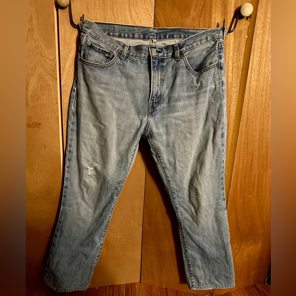 Levi’s Wedgie jeans